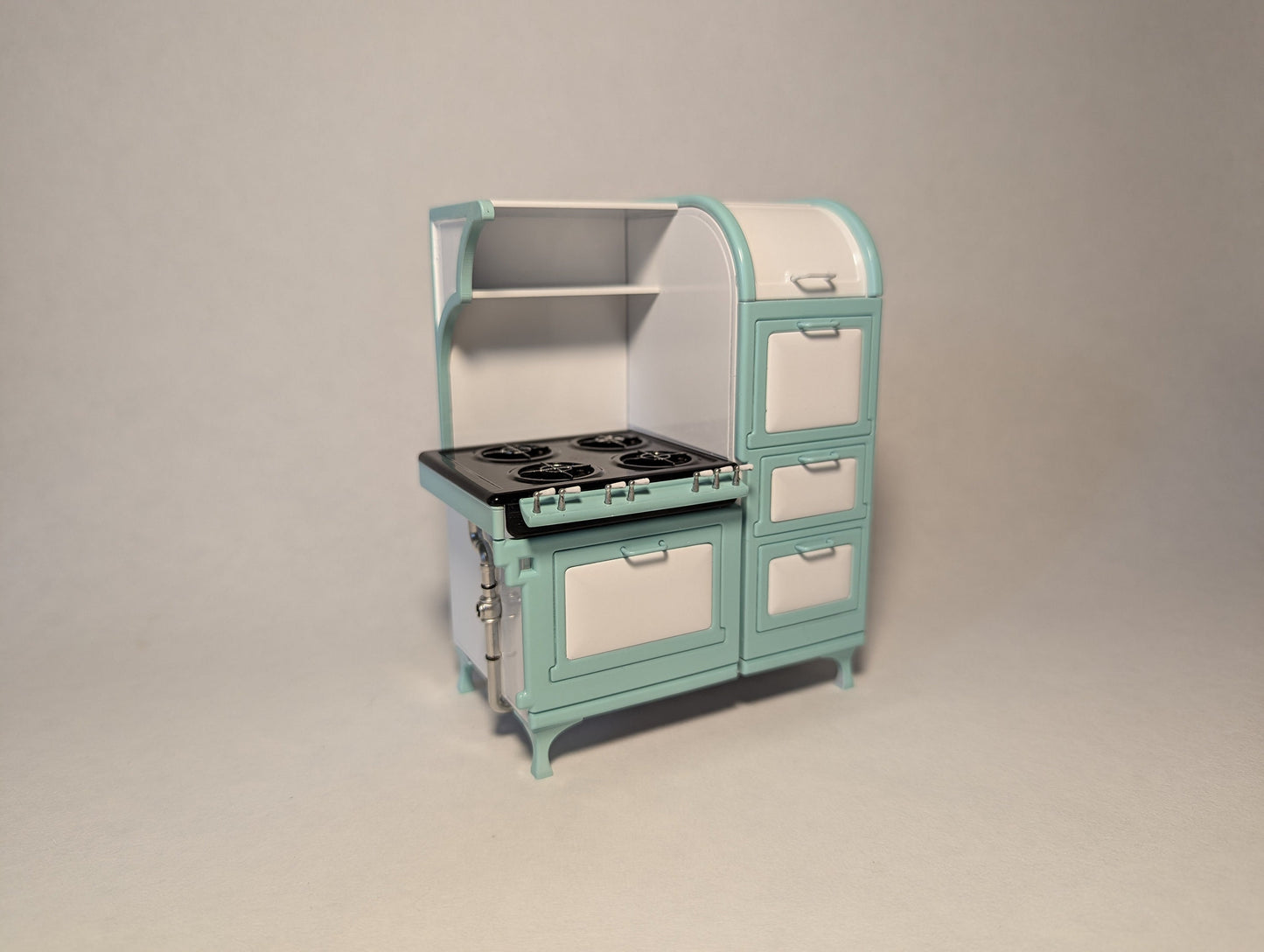 1940's Dollhouse Stove - Wedgewood Magic Chef Miniature Replica Oven.